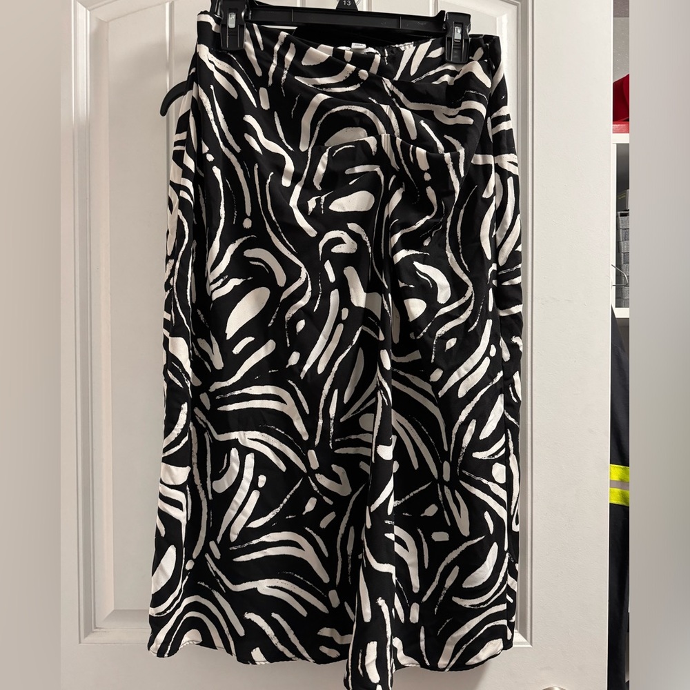 Black and White Midi Skirt